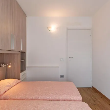 Gruf By Interhome Apartamento *